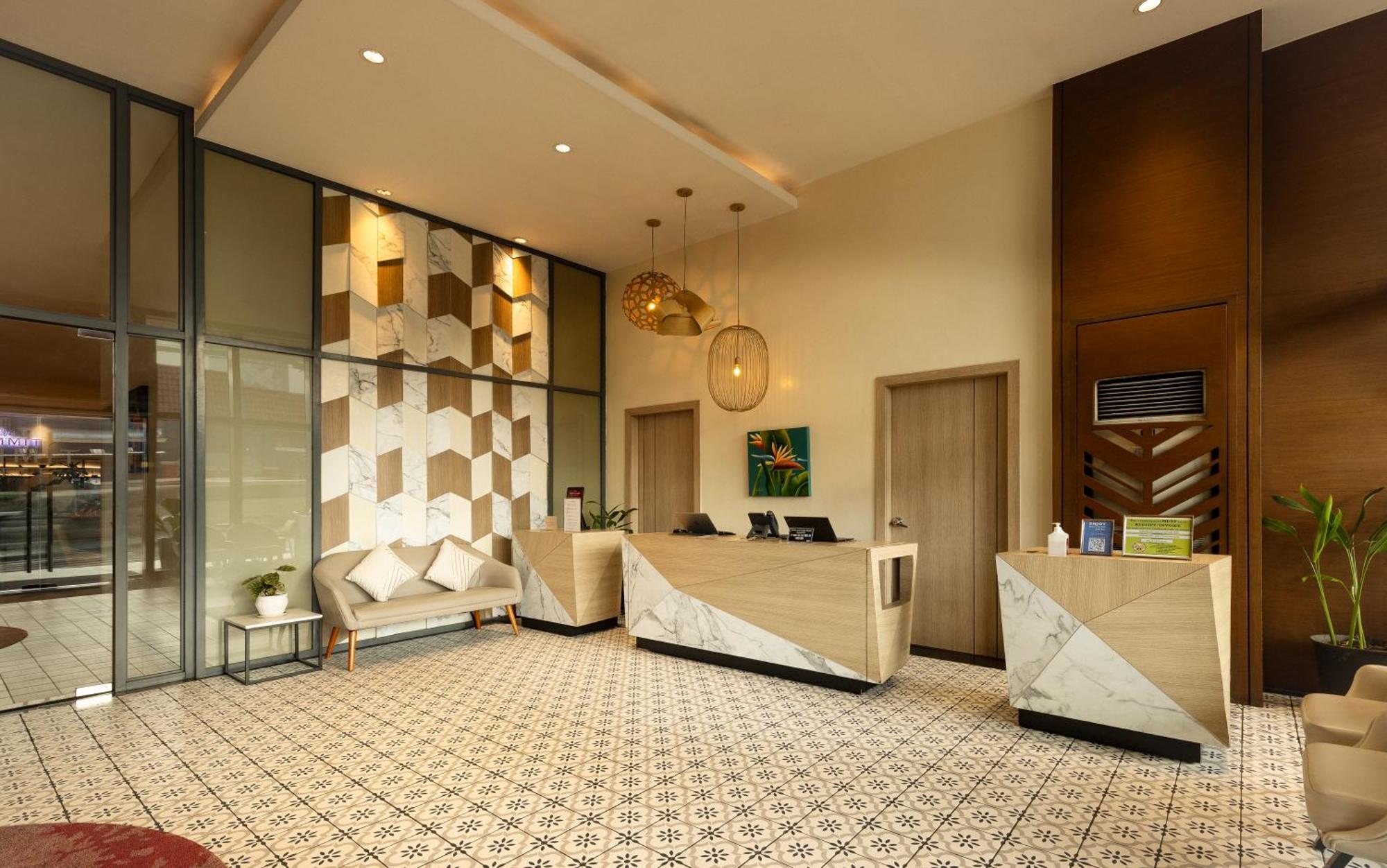 Summit Hotel Greenhills Quezon City Exteriér fotografie